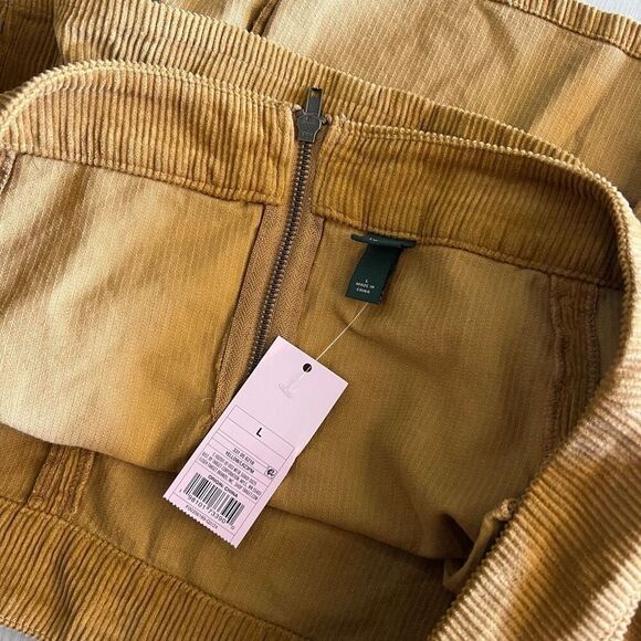 Wild Fable Women's Corduroy Cargo Pleated Mini Skirt Mustard Yellow size L - Picture 5 of 6